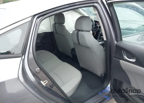 2016 Honda Civic Lx z USA, uszkodzony, nr VIN 19XFC2F57GE234945